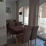 The Corner House Panzio 3*